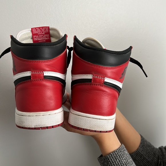 2015 Air Jordan 1 Chicago 8.5 - Picture 4 of 6